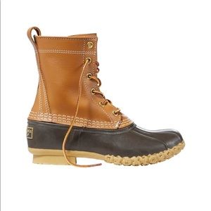 L.L. Bean Bean Boots - size 4